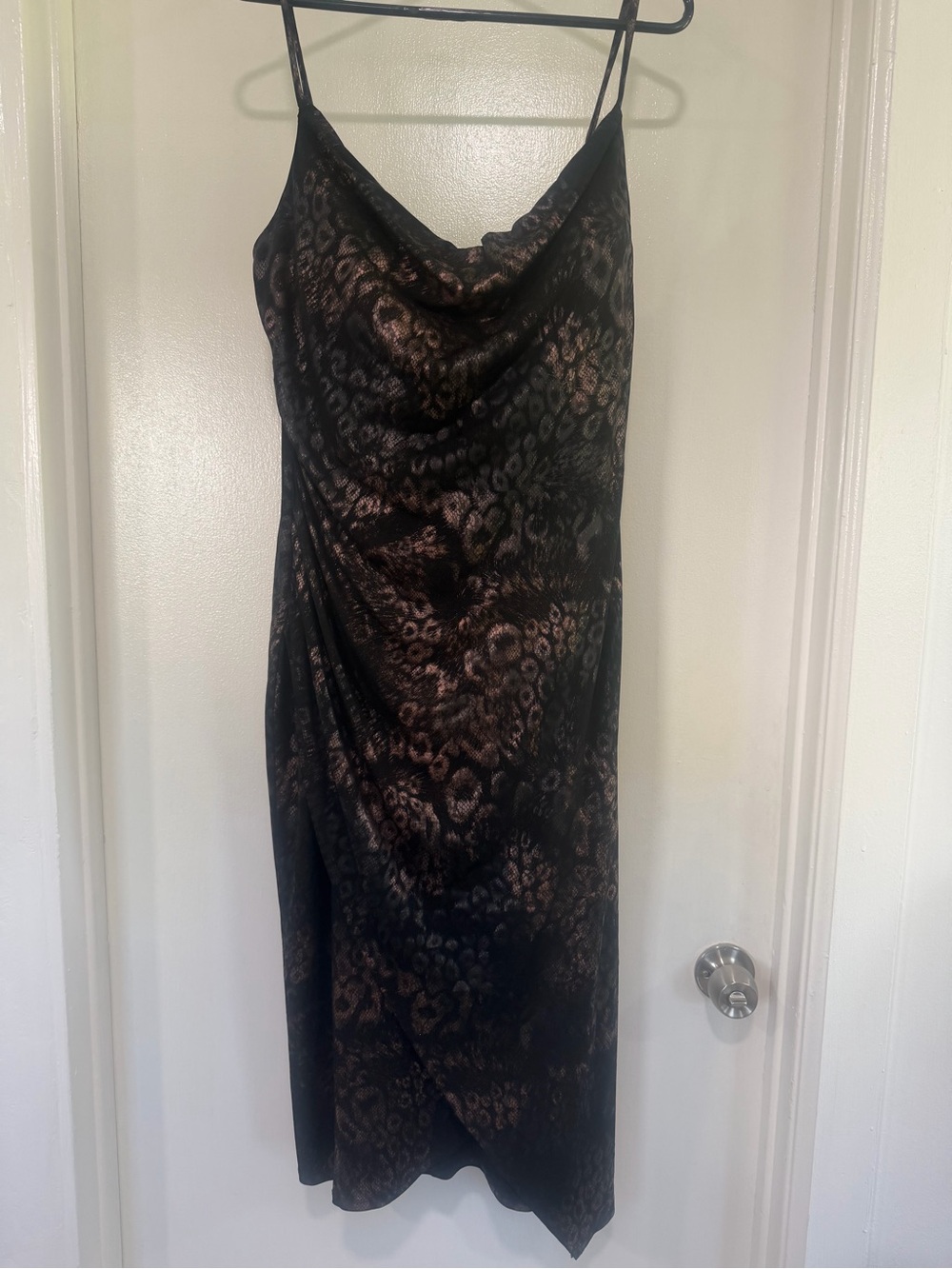 Siena Studio Black Garment with Cream Label